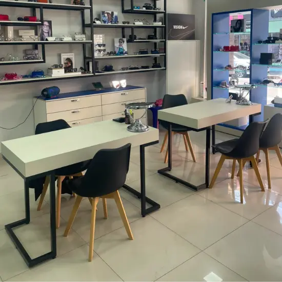 INTERIOR DA ÓTICA
